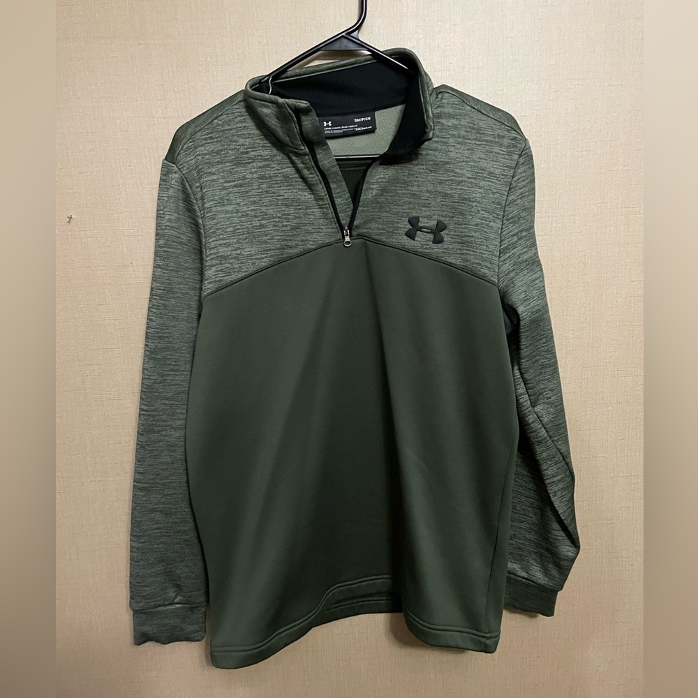 Under Armour pullover